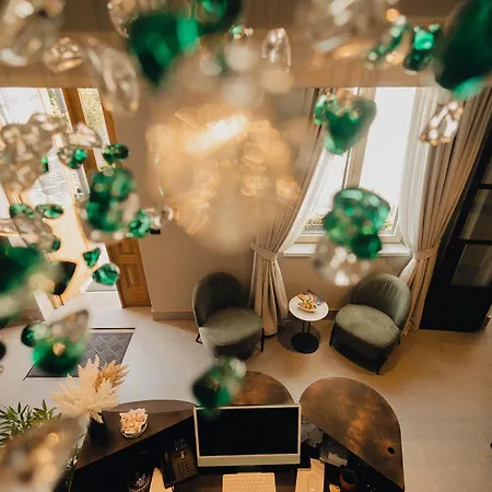 Flaneur Hotel 4*