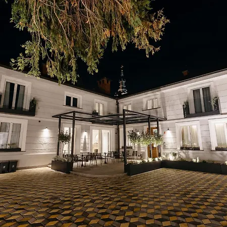 Flaneur 4*