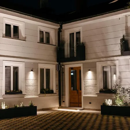 Flaneur Hotel 4*