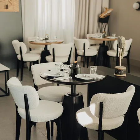 Hotel Flaneur 4*