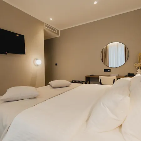 Flaneur 4*