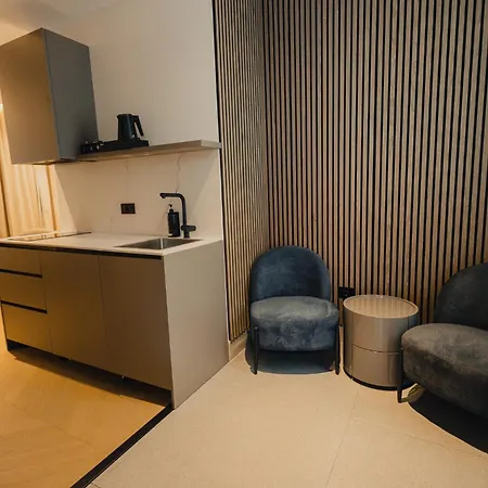 Flaneur Hotel 4*